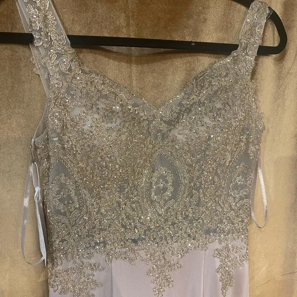 Elegant Gold Evening Gown - Picture 7 of 7